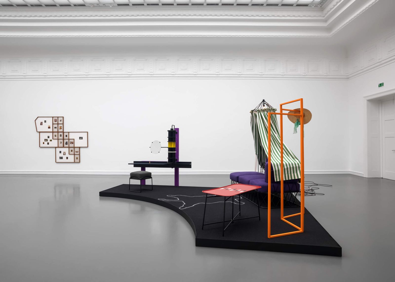 Entre Deux Actes, an exhibition by Janette Laverrière and Nairy Baghramian, at Kunsthalle Baden-Baden 