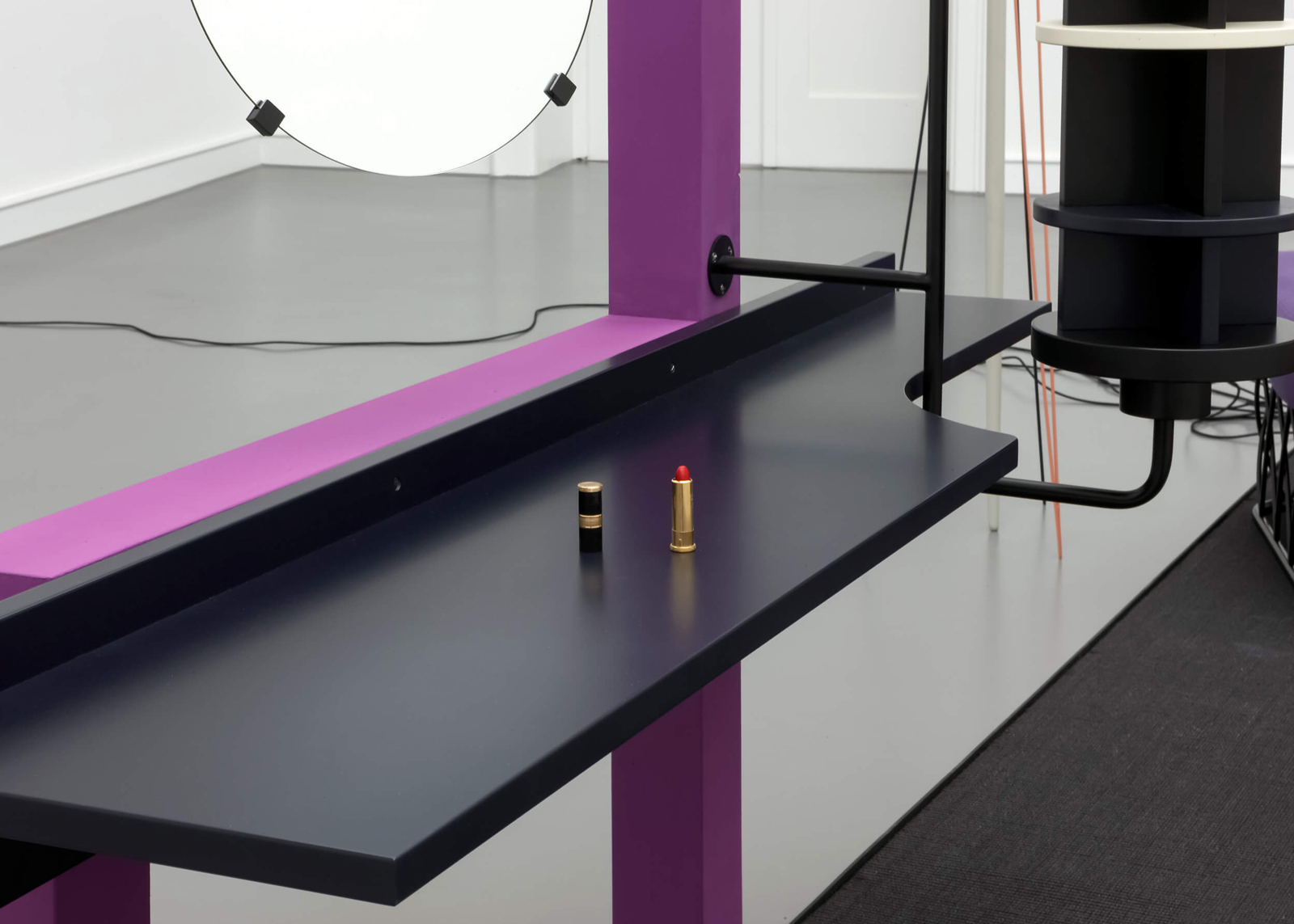 Entre Deux Actes, an exhibition by Janette Laverrière and Nairy Baghramian, at Kunsthalle Baden-Baden 