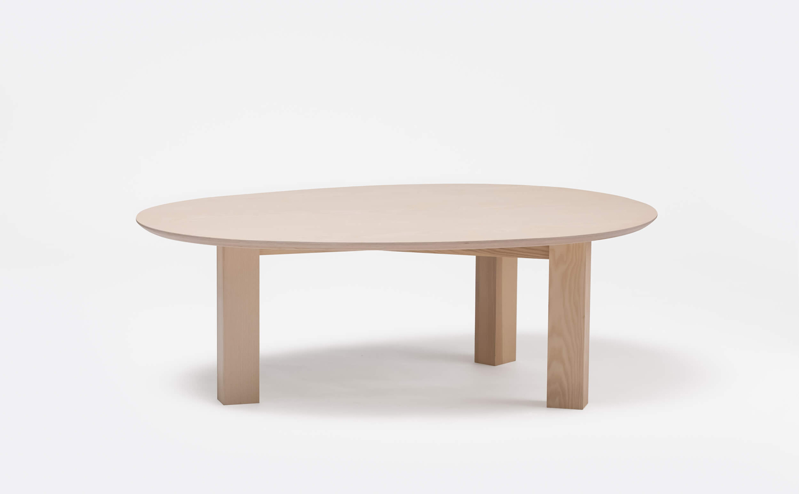 Table Oeuf, a height-adjustable table by Janette Laverrière, available via JL Editions
